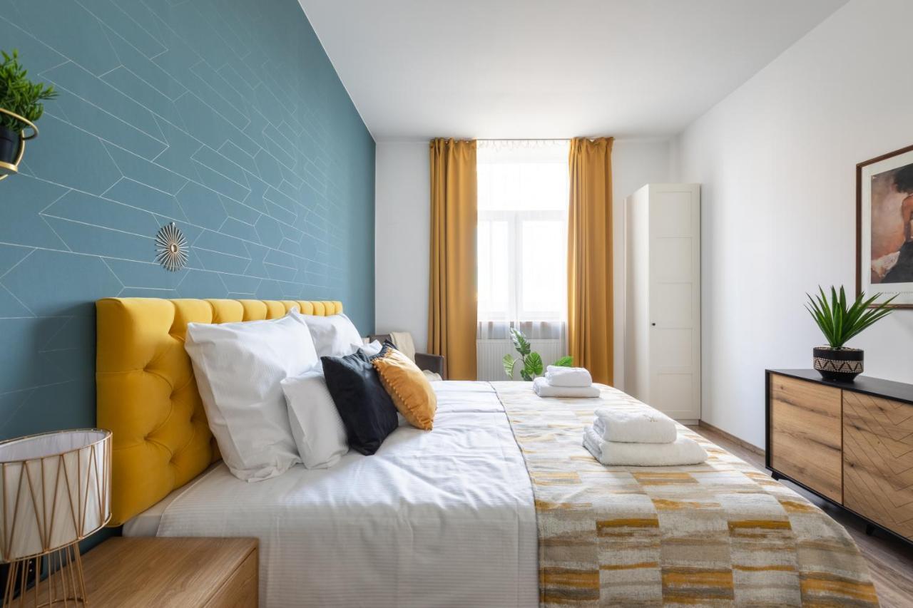 Appartamento Luxe Living Castle View Cracovia Esterno foto