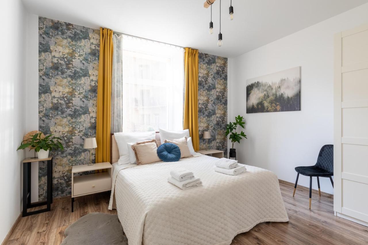 Appartamento Luxe Living Castle View Cracovia Esterno foto